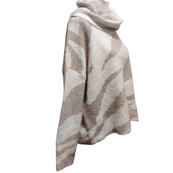 Debut XS Beige Cream Zebra Print Oversized Cowl Neck Sweater Textured Knit Cute - Picture 3 of 12